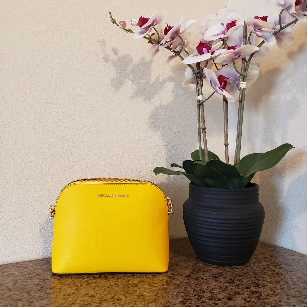 🌼MK Dome Crossbody Bag🌼